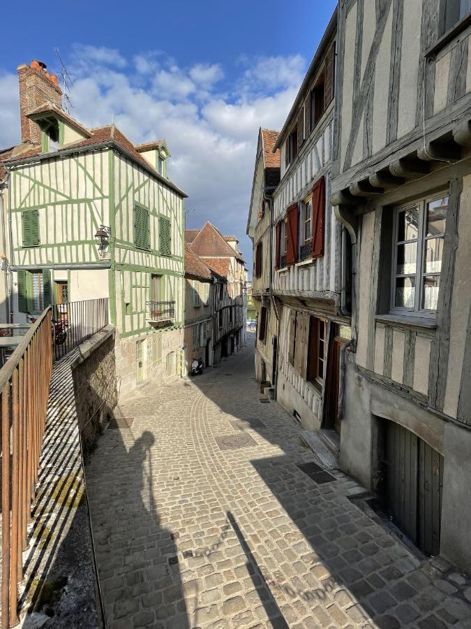 Ferienwohnung Le Pigeonnier Centre Historique Auxerre Exterior foto