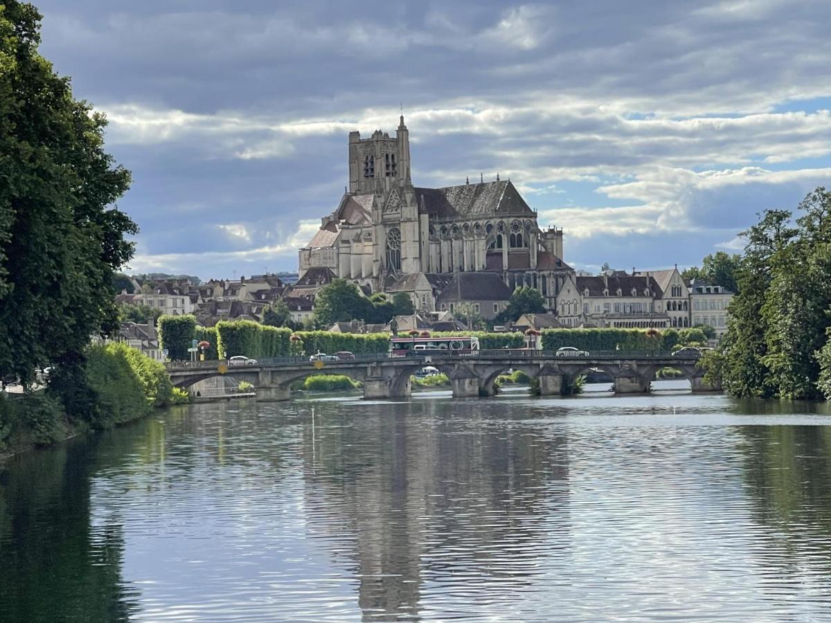 Ferienwohnung Le Pigeonnier Centre Historique Auxerre Exterior foto